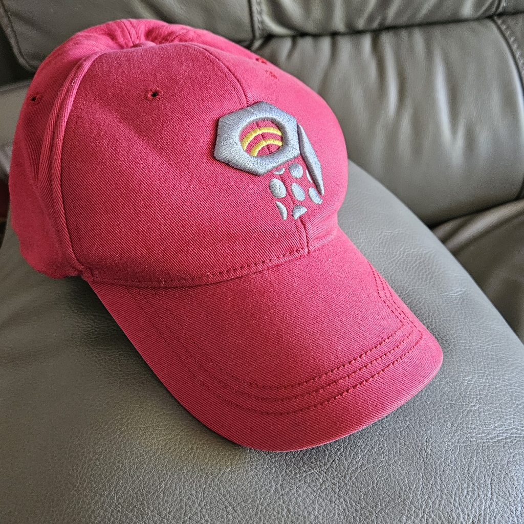 Mountain Hardware Cap